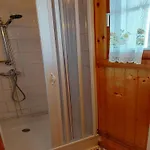 木屋 In Vosges Near Slopes 莫河畔圣莫利斯