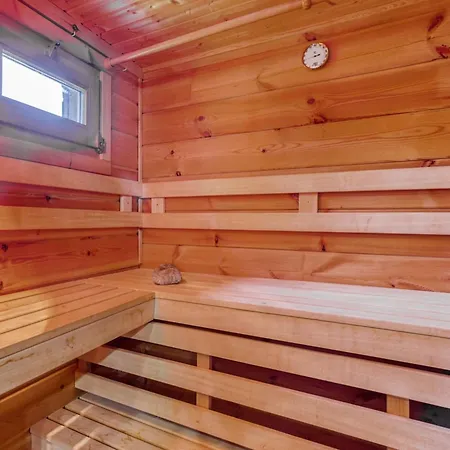 With Sauna In Vosges شاليه سانت موريس سور موسيل
